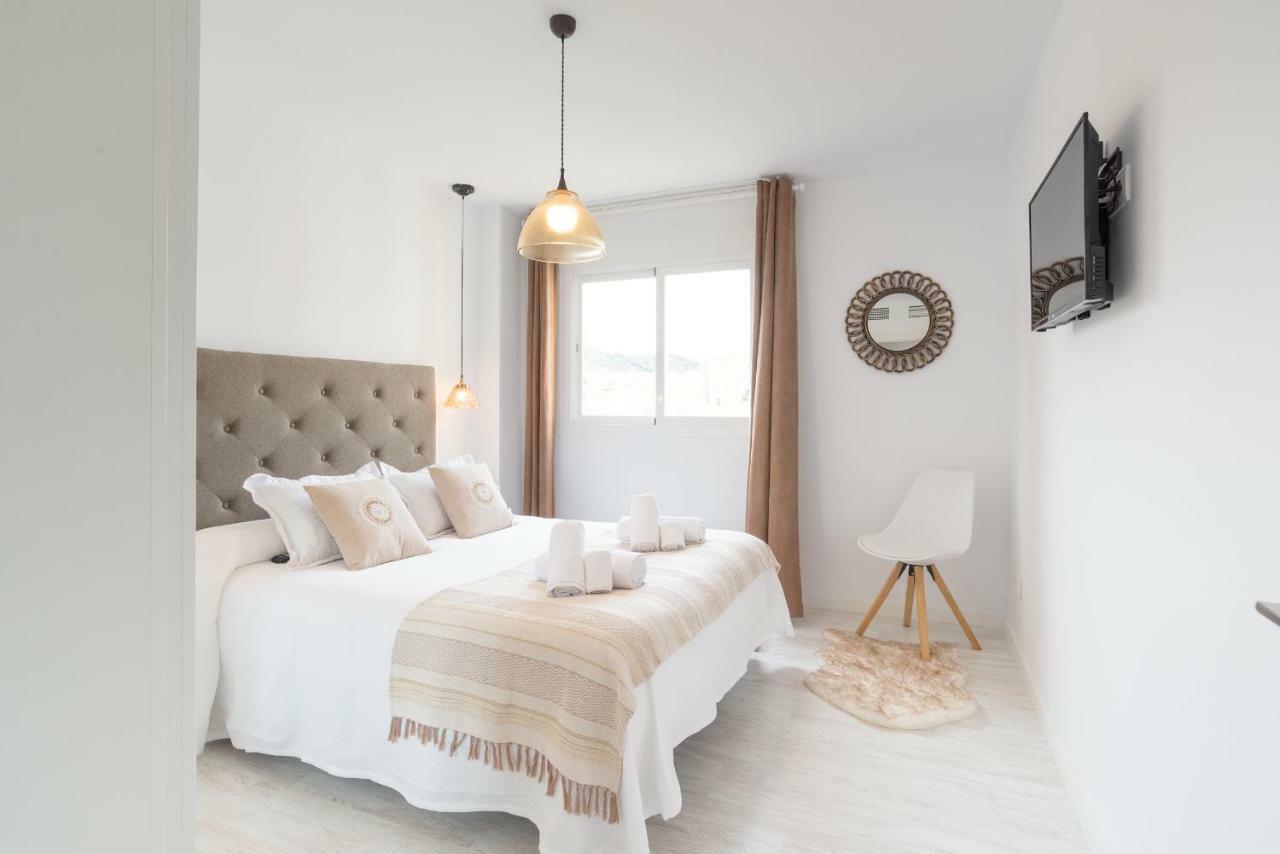 Stunning Spacious City Apartment With Free Parking 马拉加 外观 照片