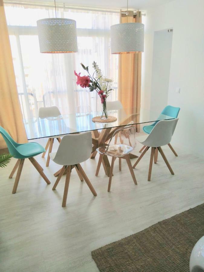 Stunning Spacious City Apartment With Free Parking 马拉加 外观 照片